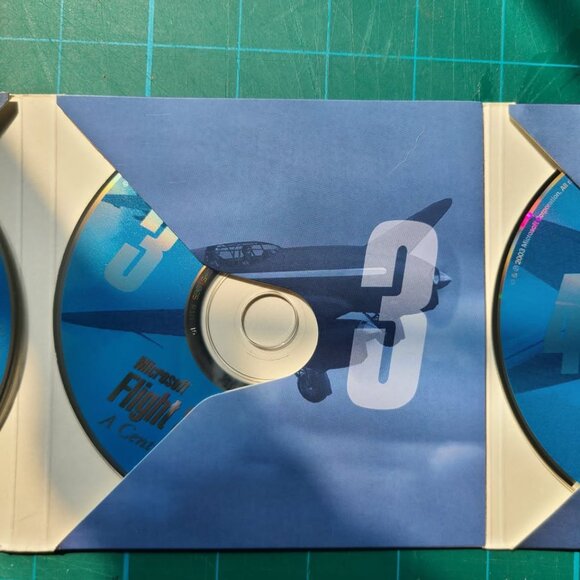 Microsoft FLIGHT SIMULATOR 2004 (PC / Windows) Complete | CIB w/ Tin Case - Picture 8 of 10